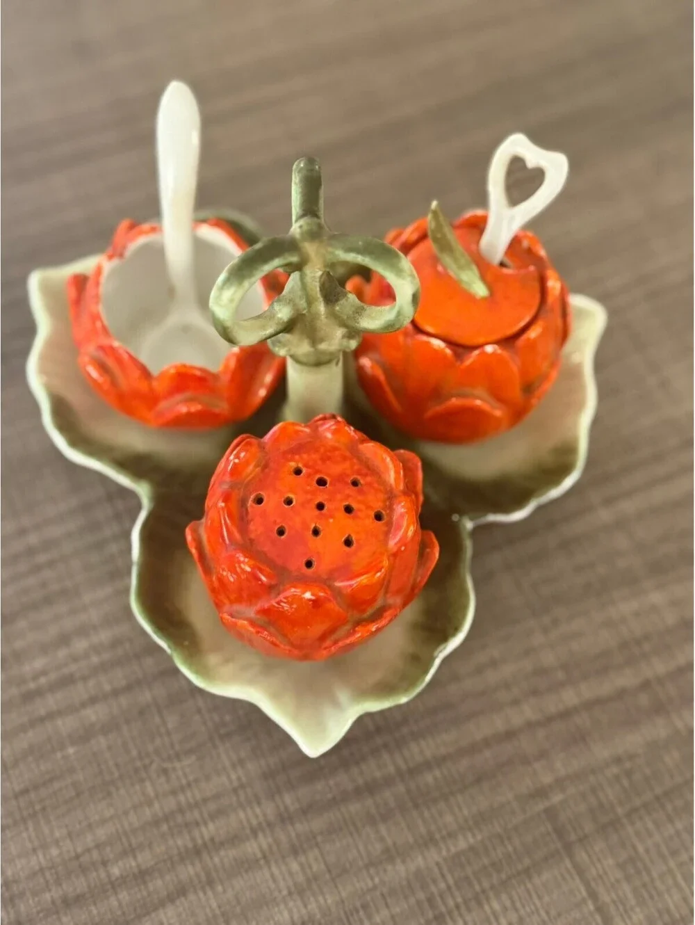 Vintage 1940s Ceramic Flower-Shaped Condiment Set with Leaf Tray